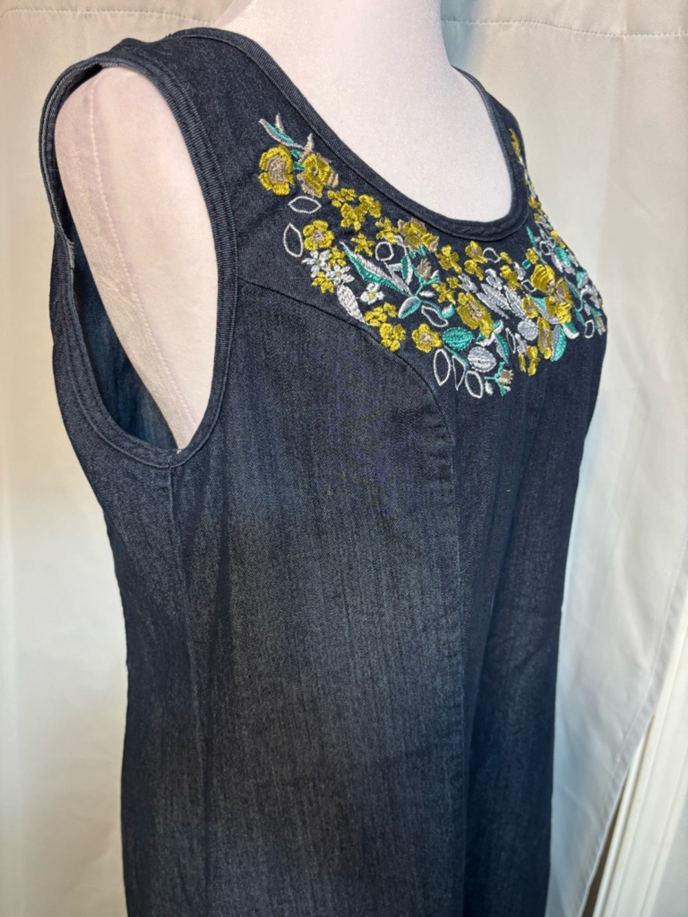 Jessica London Denim Maxi Dress Embroidered Floral Sleeveless Plus 18W - Picture 7 of 9